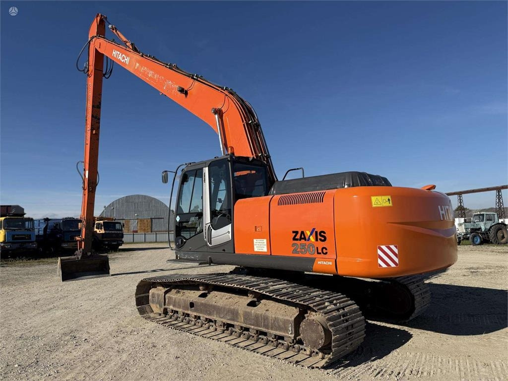 Hitachi ZX 250 LC-3 , 21 M , 800 mm - Crawler excavator: picture 3 Hitachi ZX 250 LC-3 , 21 M , 800 mm - Crawler excavator: picture 3