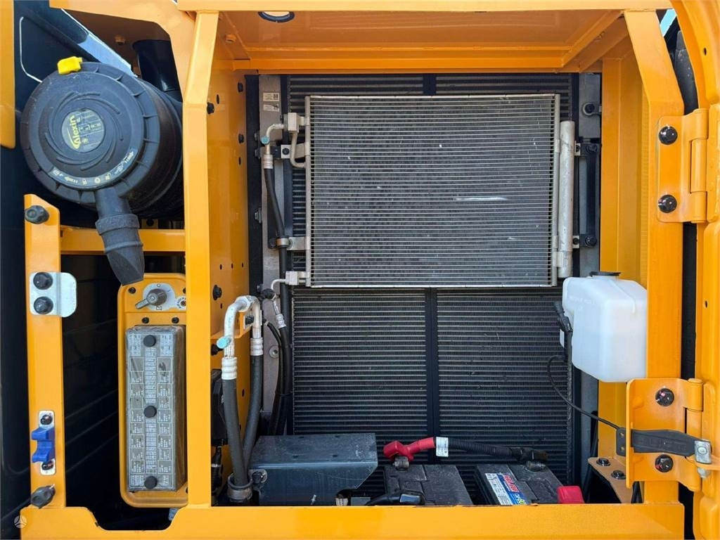 Crawler excavator Hyundai HX 140 A L , 2272 HOURS !: picture 14 Crawler excavator Hyundai HX 140 A L , 2272 HOURS !: picture 14