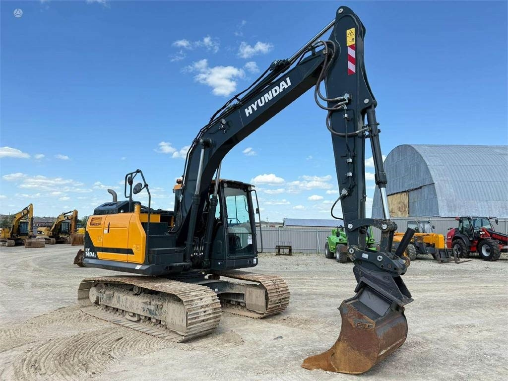 Crawler excavator Hyundai HX 140 A L , 2272 HOURS !: picture 7 Crawler excavator Hyundai HX 140 A L , 2272 HOURS !: picture 7
