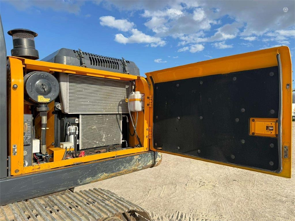 Crawler excavator Hyundai Robex 160 LC-7A: picture 13