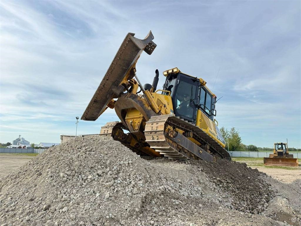 Komatsu D51EX-22 , GPS ready - Bulldozer: picture 1 Komatsu D51EX-22 , GPS ready - Bulldozer: picture 1