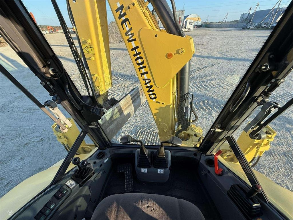 Wheel loader New Holland B 110-4PT , 2 quick couplers: picture 12