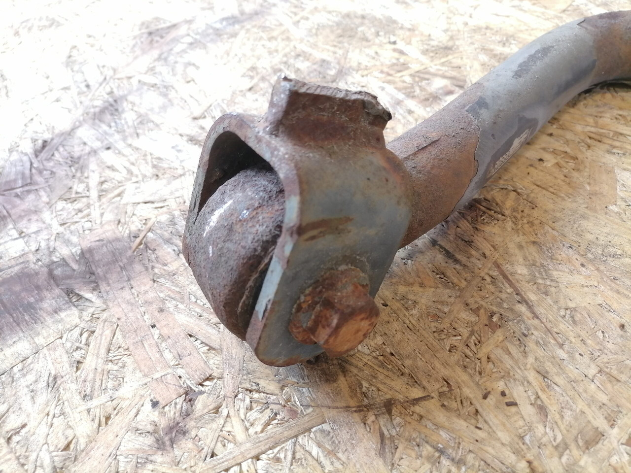 DAF Anti-roll bar 1286905 - Anti-roll bar for Truck: picture 3 DAF Anti-roll bar 1286905 - Anti-roll bar for Truck: picture 3