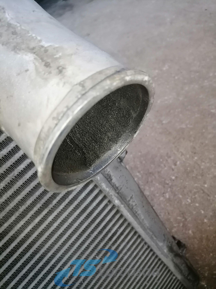 DAF Intercooler radiator 1691394 - Intercooler for Truck: picture 4 DAF Intercooler radiator 1691394 - Intercooler for Truck: picture 4