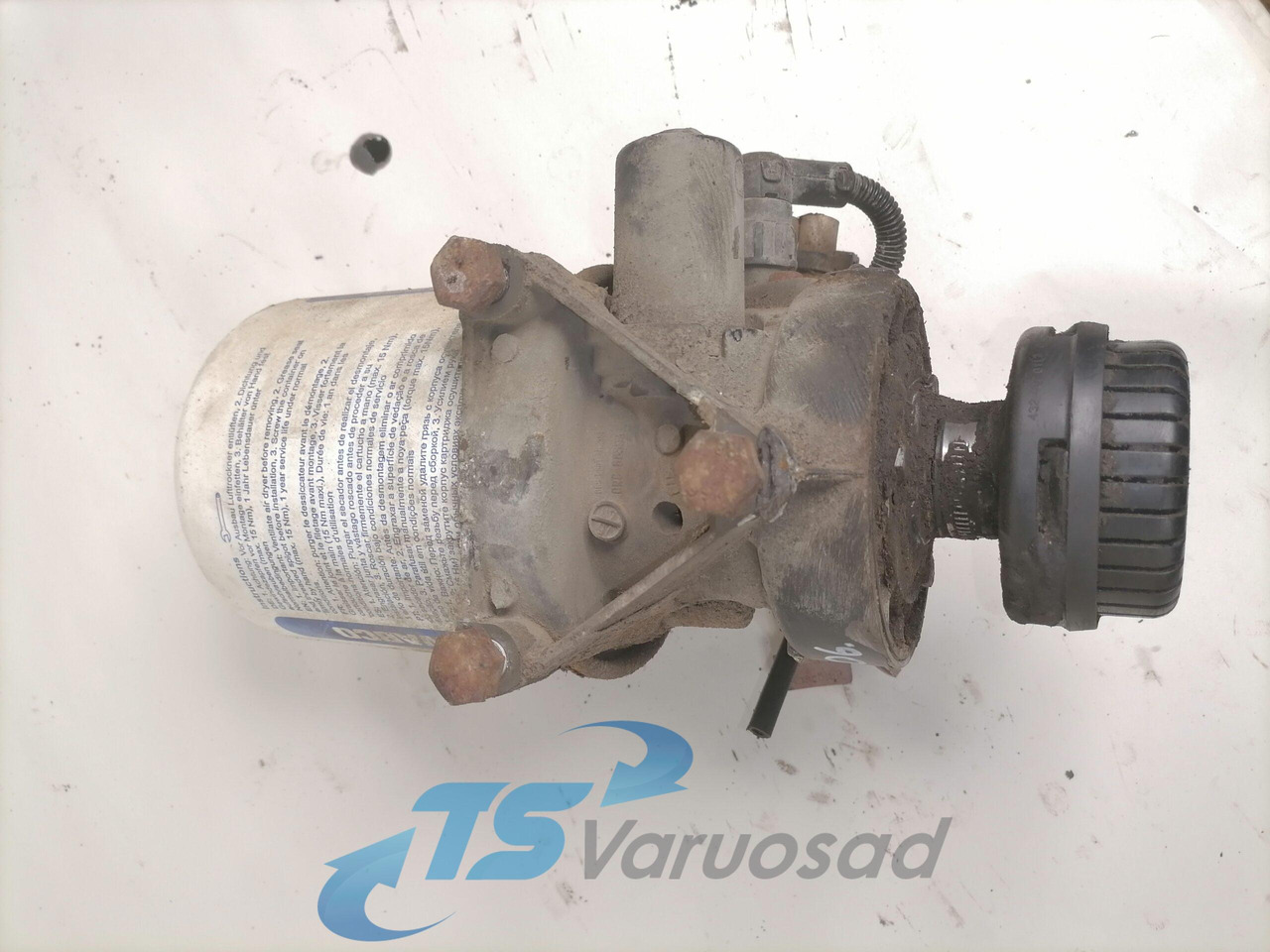 MAN Air dryer LA8212 - Brake valve for Truck: picture 3 MAN Air dryer LA8212 - Brake valve for Truck: picture 3