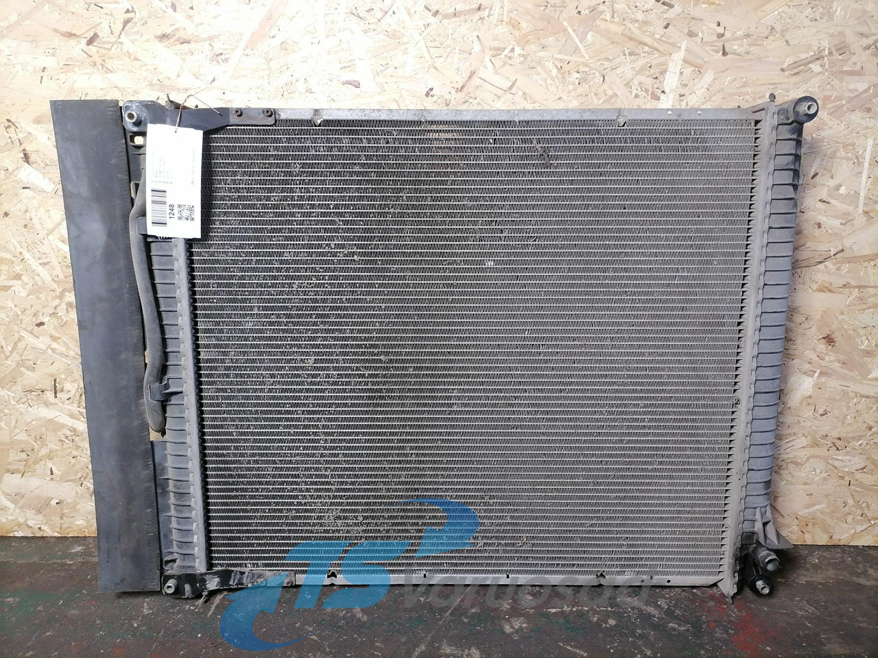 MAN Cooling radiator 8106116493 - Radiator for Truck: picture 2 MAN Cooling radiator 8106116493 - Radiator for Truck: picture 2