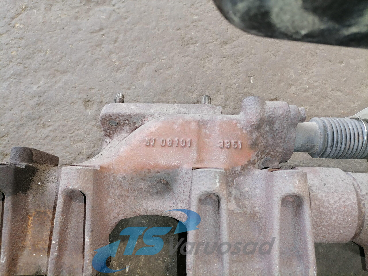 MAN Exhaust mainfold KS200037R - Exhaust manifold for Truck: picture 3 MAN Exhaust mainfold KS200037R - Exhaust manifold for Truck: picture 3