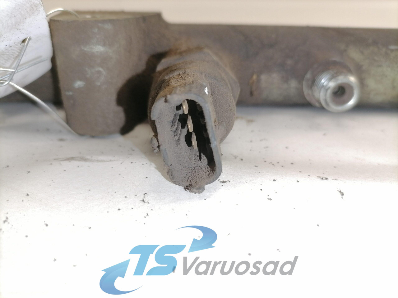 MAN Fuel collector 51103116058 - Fuel processing/ Fuel delivery for Truck: picture 4 MAN Fuel collector 51103116058 - Fuel processing/ Fuel delivery for Truck: picture 4