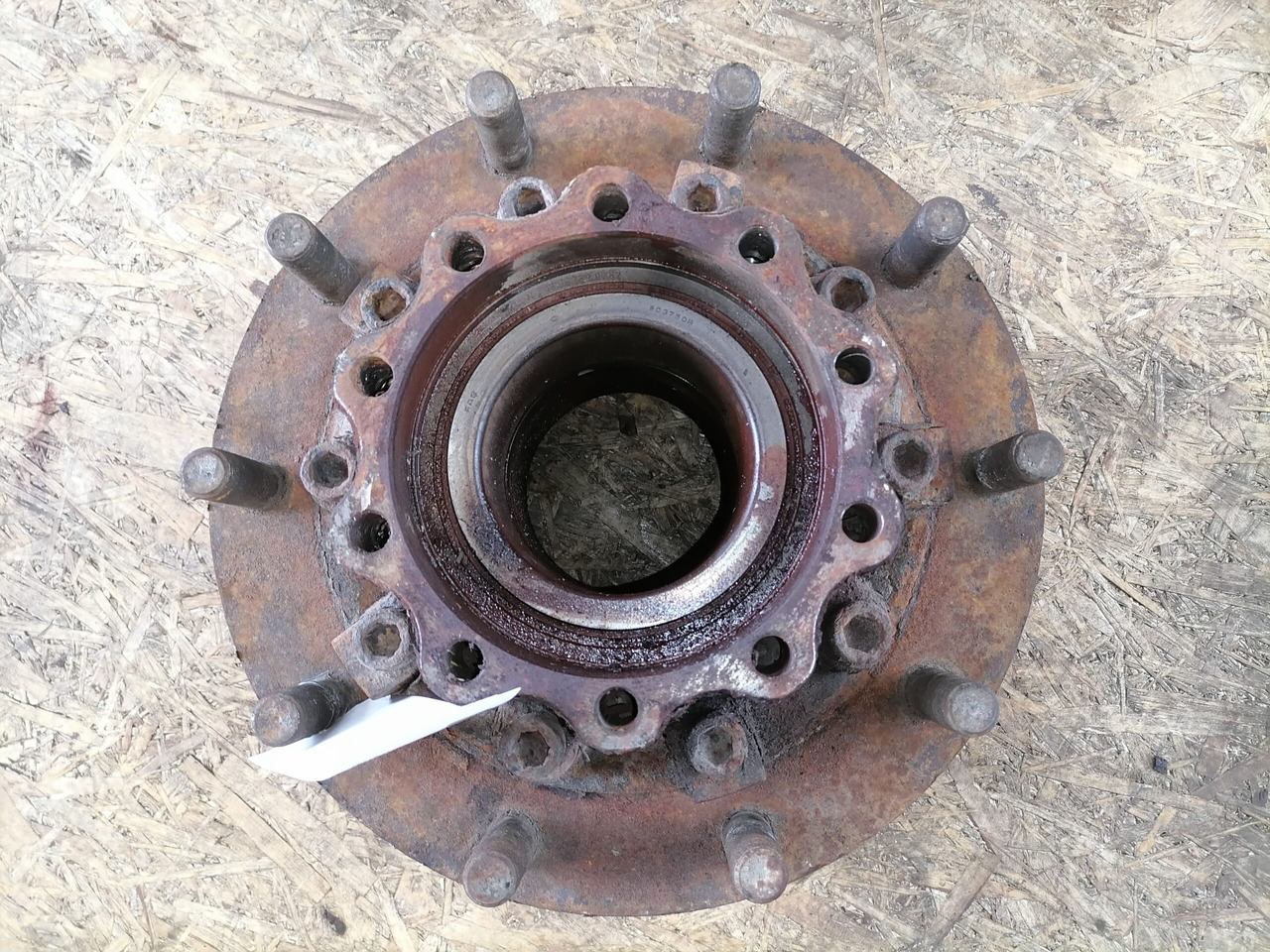 MAN Rear axel hub 81357013155 - Hub for Truck: picture 2 MAN Rear axel hub 81357013155 - Hub for Truck: picture 2