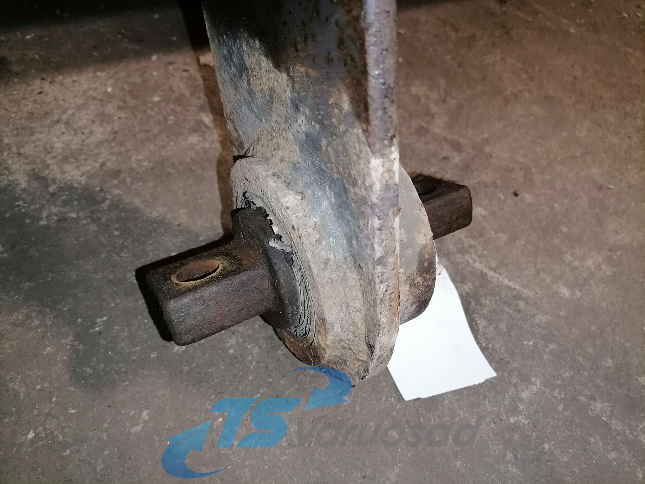 Mercedes-Benz Anti-roll bar A9423200211 - Anti-roll bar for Truck: picture 2 Mercedes-Benz Anti-roll bar A9423200211 - Anti-roll bar for Truck: picture 2