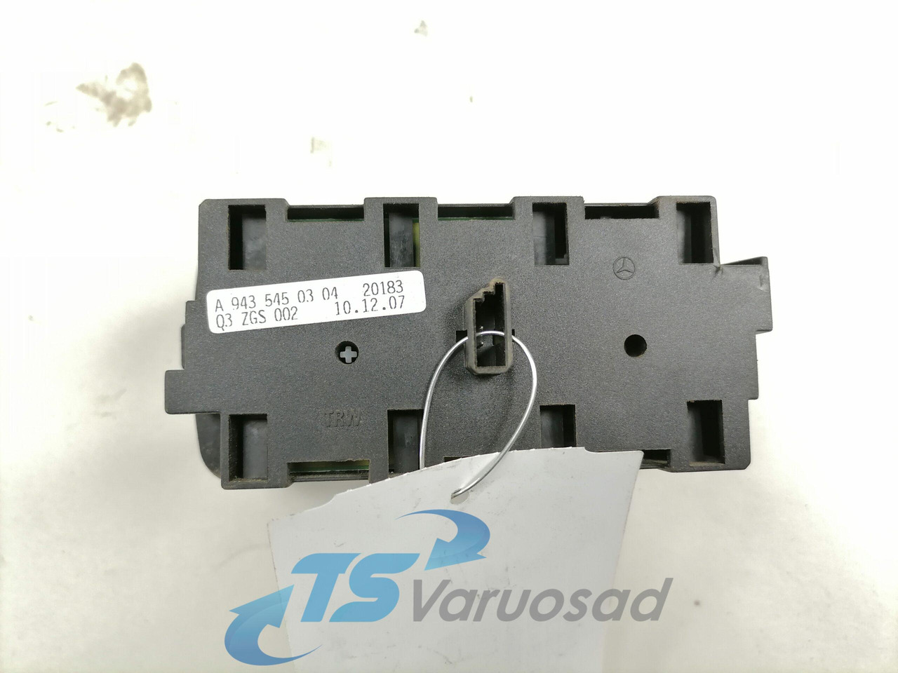 Mercedes-Benz Lüliti, differentsiaalilukk A9435450304 - Cab for Truck: picture 3 Mercedes-Benz Lüliti, differentsiaalilukk A9435450304 - Cab for Truck: picture 3