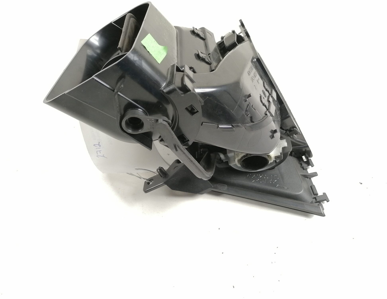 Mercedes-Benz Õhusuunaja A9608300554 - Universal part for Truck: picture 3 Mercedes-Benz Õhusuunaja A9608300554 - Universal part for Truck: picture 3