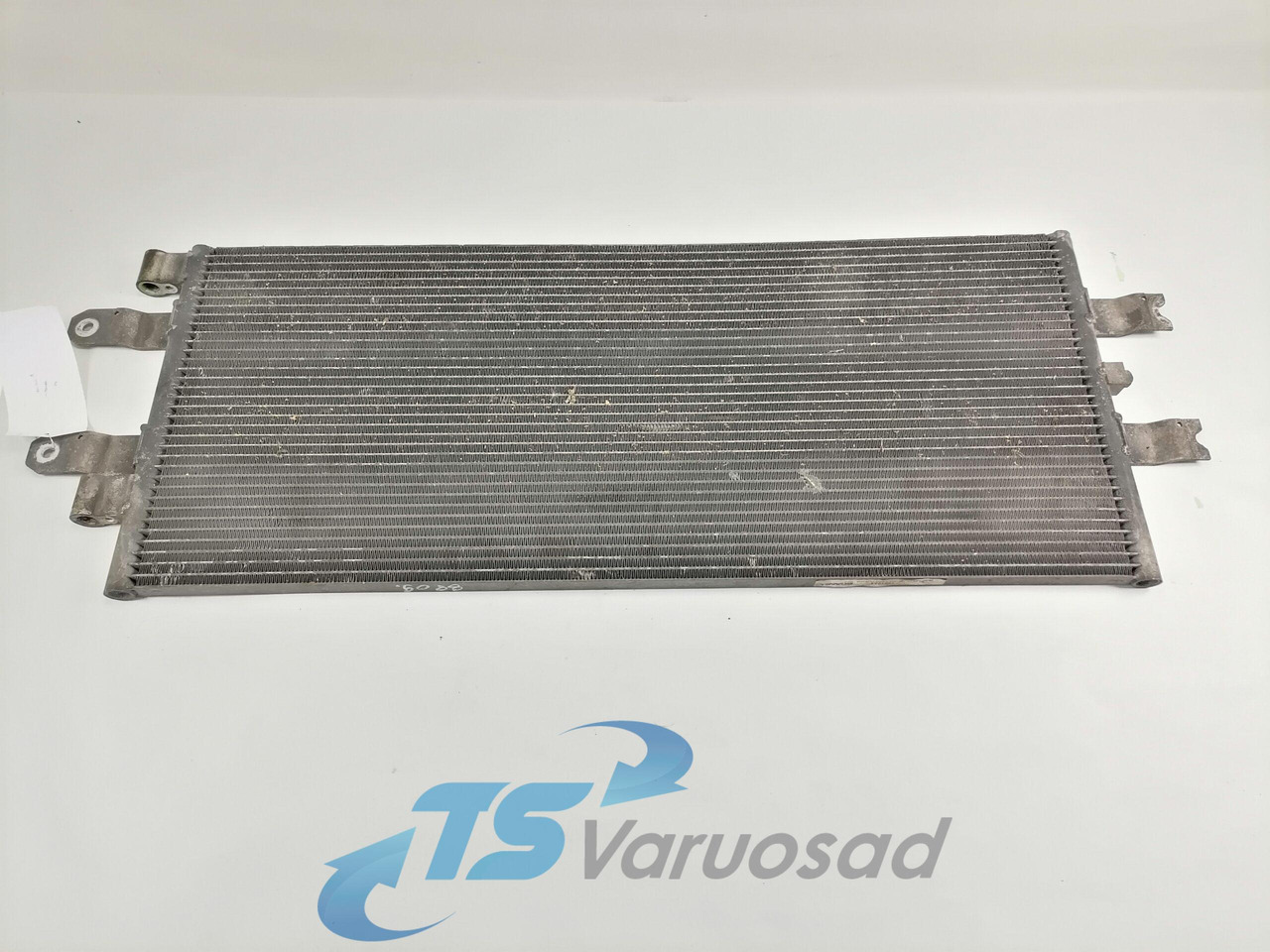 Scania A/C radiator 1921284 - Heating/ Ventilation for Truck: picture 2 Scania A/C radiator 1921284 - Heating/ Ventilation for Truck: picture 2