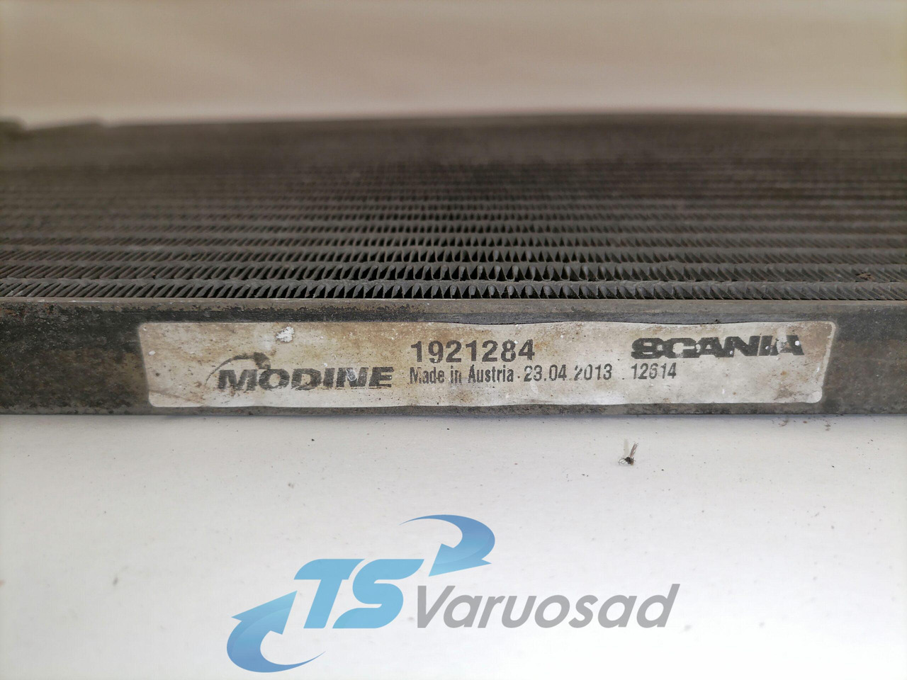 Scania A/C radiator 1921284 - Heating/ Ventilation for Truck: picture 3 Scania A/C radiator 1921284 - Heating/ Ventilation for Truck: picture 3