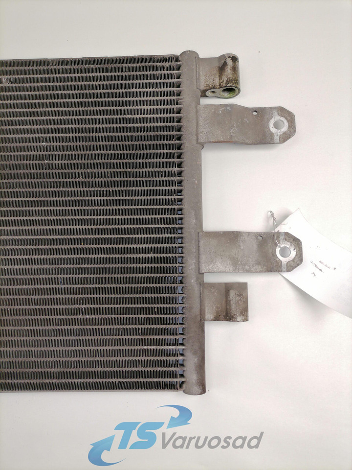 Scania A/C radiator 1921284 - Heating/ Ventilation for Truck: picture 5 Scania A/C radiator 1921284 - Heating/ Ventilation for Truck: picture 5