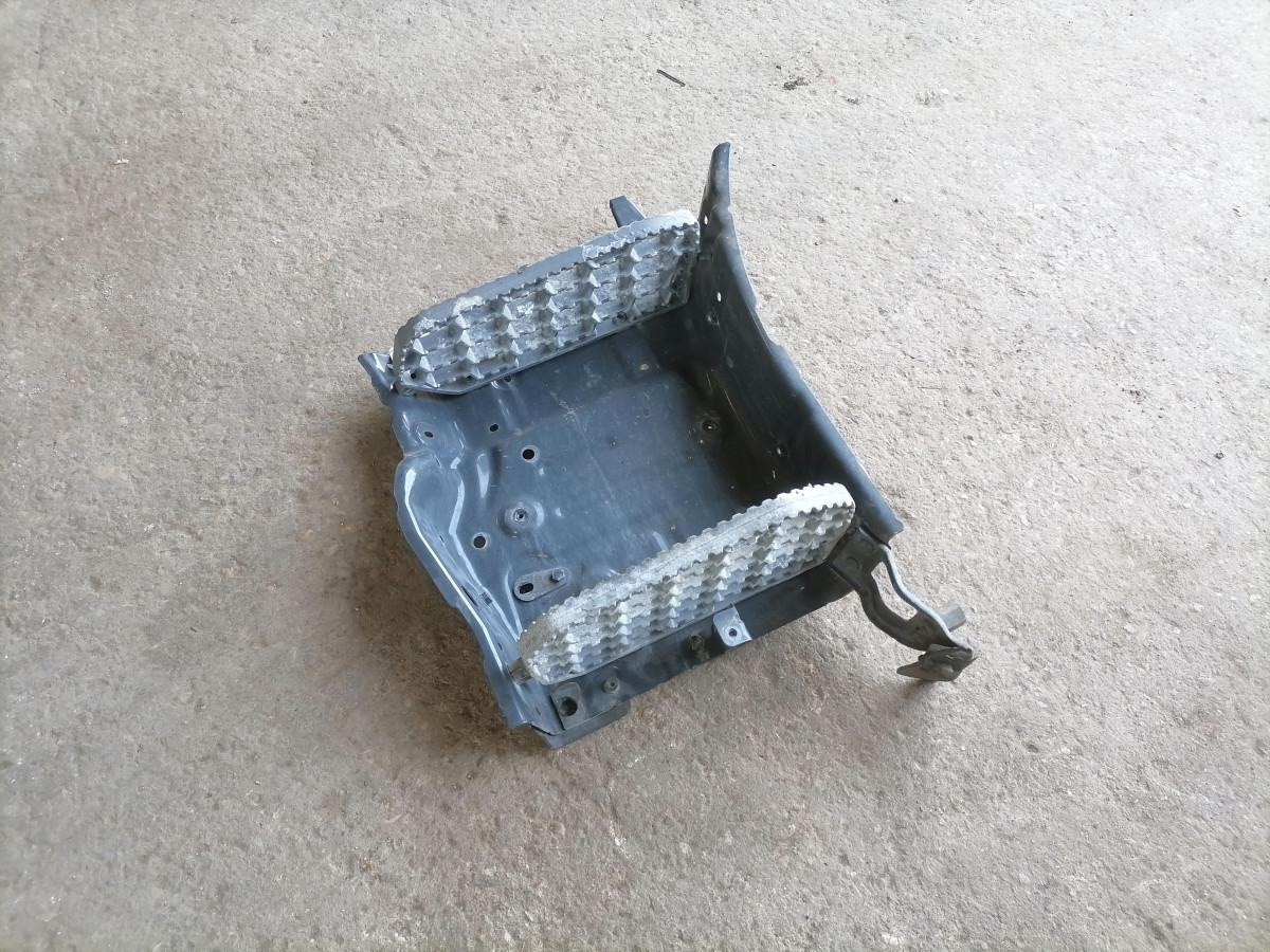 Scania Astmelaua u-plekk, vasak 2553994 - Footstep for Truck: picture 2 Scania Astmelaua u-plekk, vasak 2553994 - Footstep for Truck: picture 2