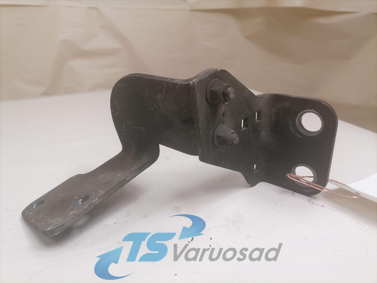 Scania Bracket 1793399 - Frame/ Chassis for Truck: picture 2 Scania Bracket 1793399 - Frame/ Chassis for Truck: picture 2