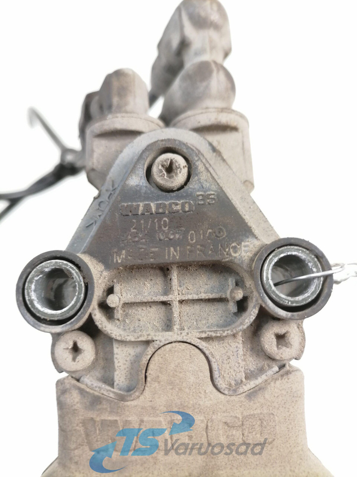 Scania Cab suspension control valve 464007010 - Cab suspension for Truck: picture 4 Scania Cab suspension control valve 464007010 - Cab suspension for Truck: picture 4