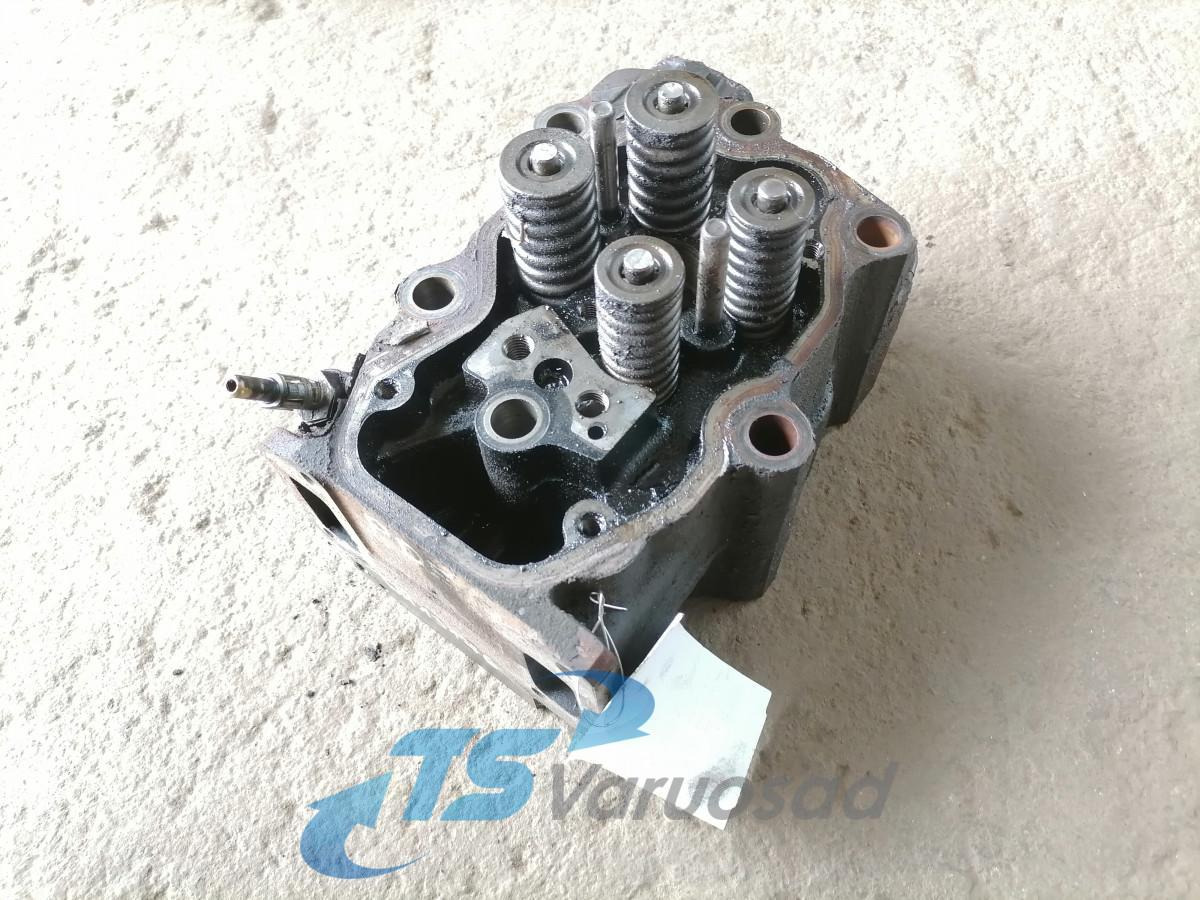 Scania Cylinder head 1750995 - Cylinder head for Truck: picture 1 Scania Cylinder head 1750995 - Cylinder head for Truck: picture 1