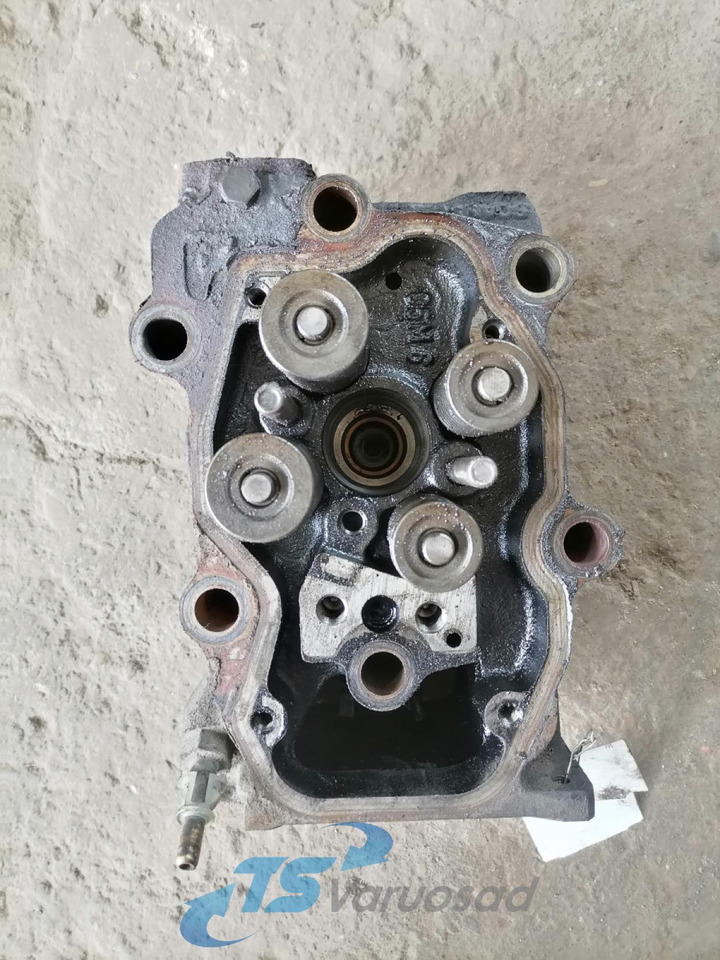 Scania Cylinder head 1750995 - Cylinder head for Truck: picture 2 Scania Cylinder head 1750995 - Cylinder head for Truck: picture 2