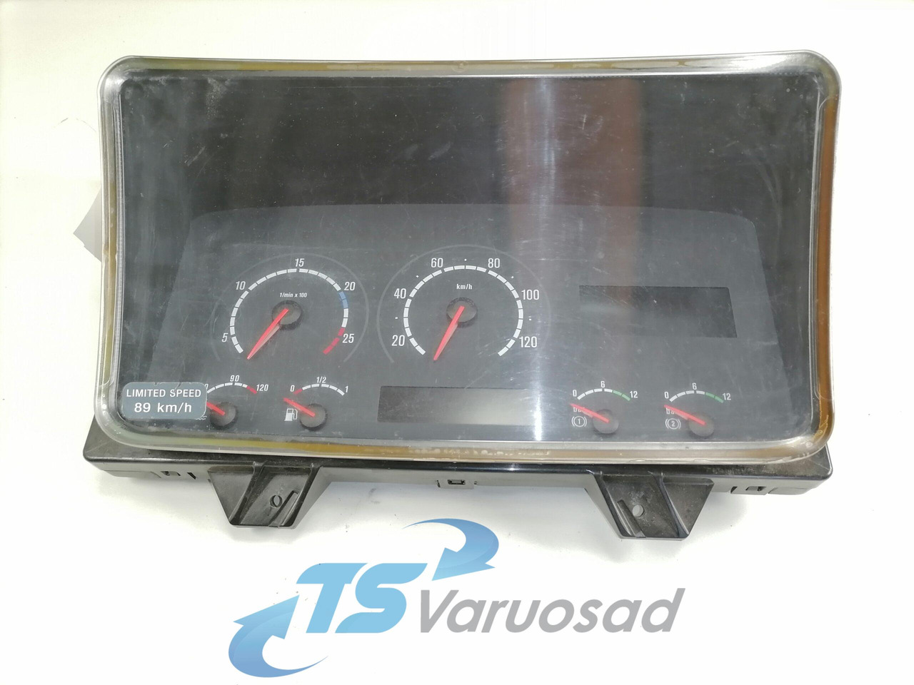 Scania Dashboard 1752625 - Dashboard for Truck: picture 2 Scania Dashboard 1752625 - Dashboard for Truck: picture 2