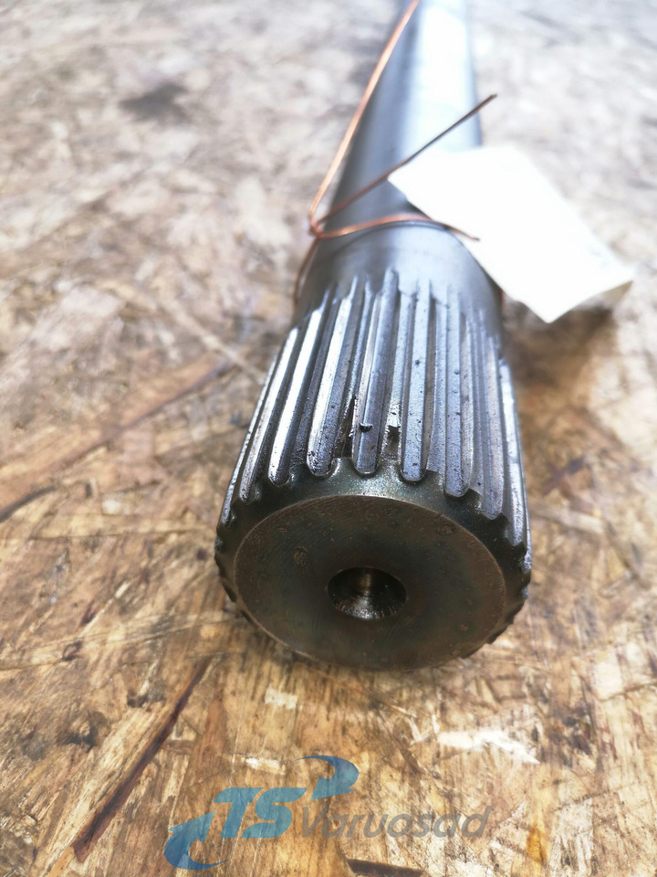 Scania Drive shaft 1761195 - Drive shaft for Truck: picture 3 Scania Drive shaft 1761195 - Drive shaft for Truck: picture 3