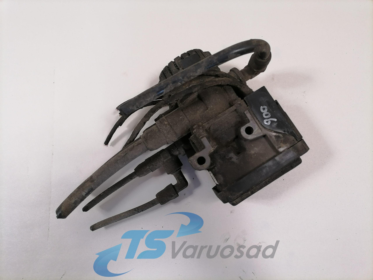 Scania EBS brake valve 1857012 - Brake valve for Truck: picture 1 Scania EBS brake valve 1857012 - Brake valve for Truck: picture 1