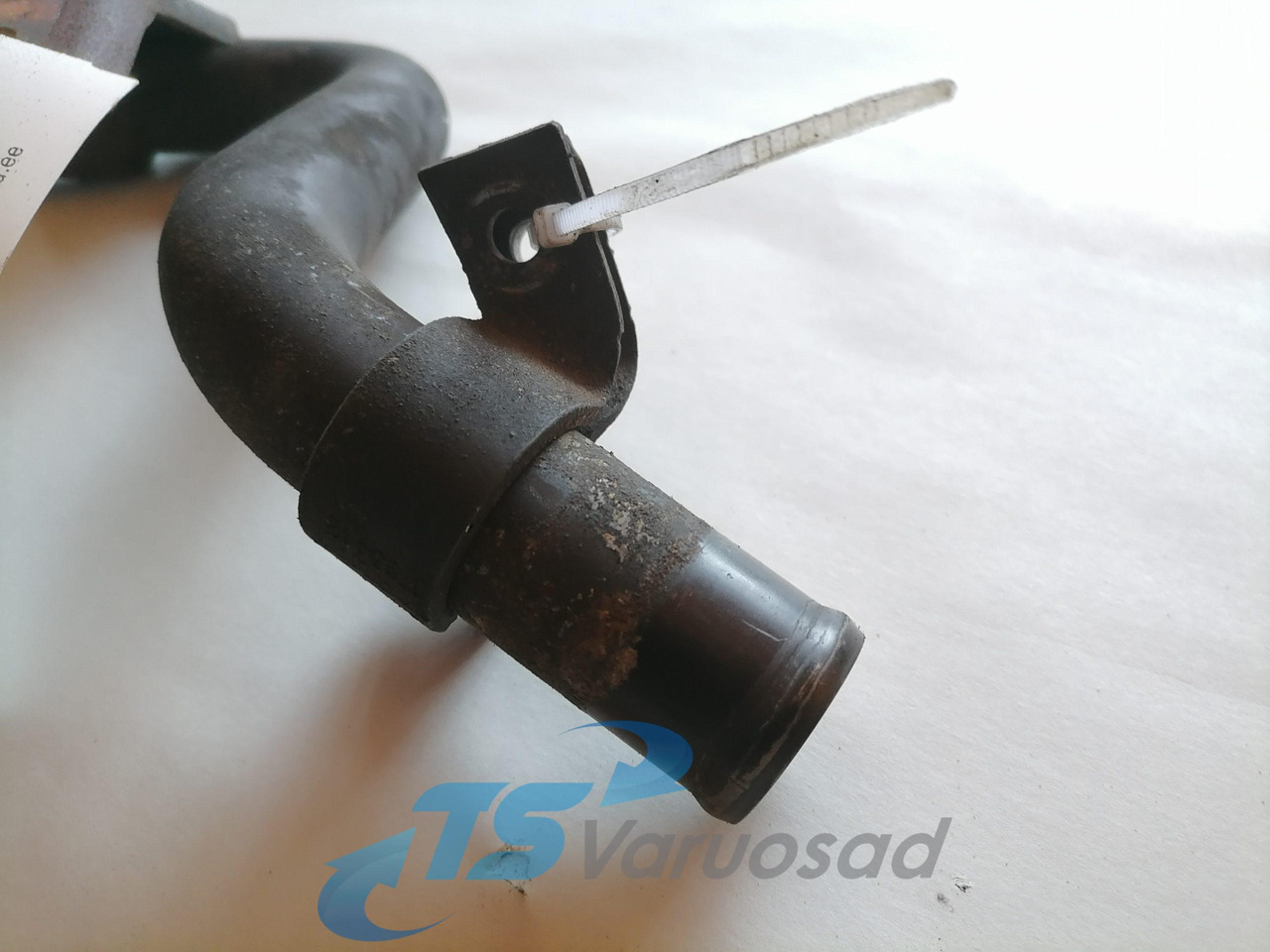 Scania EGR cooler pipe 1789710 - EGR cooler for Truck: picture 3 Scania EGR cooler pipe 1789710 - EGR cooler for Truck: picture 3