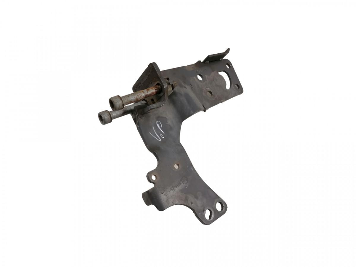 Scania Front bumper carrier 2343463 - Bumper for Truck: picture 1 Scania Front bumper carrier 2343463 - Bumper for Truck: picture 1