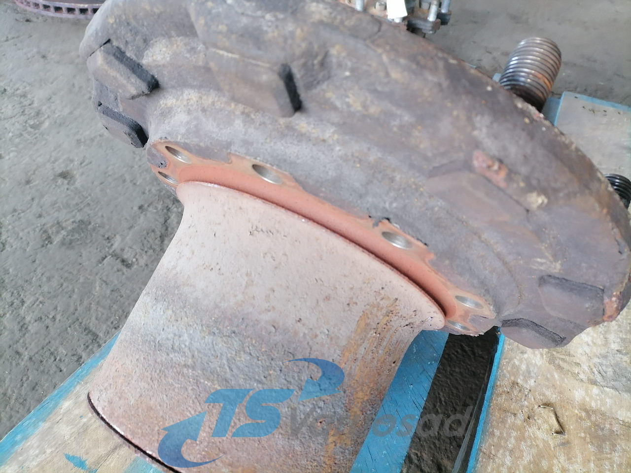 Scania Front hub 1724406 - Hub for Truck: picture 3 Scania Front hub 1724406 - Hub for Truck: picture 3