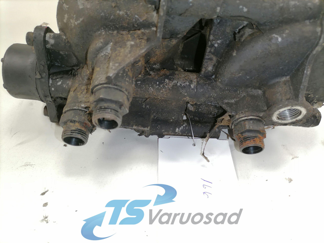 Scania Fuel filter unit 1863221 - Fuel filter for Truck: picture 4 Scania Fuel filter unit 1863221 - Fuel filter for Truck: picture 4