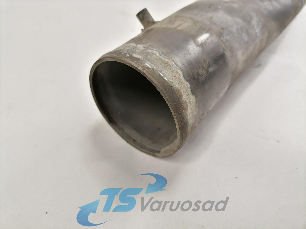 Scania Jahutusvedeliku toru, retarder 1781926 - Cooling system for Truck: picture 3 Scania Jahutusvedeliku toru, retarder 1781926 - Cooling system for Truck: picture 3