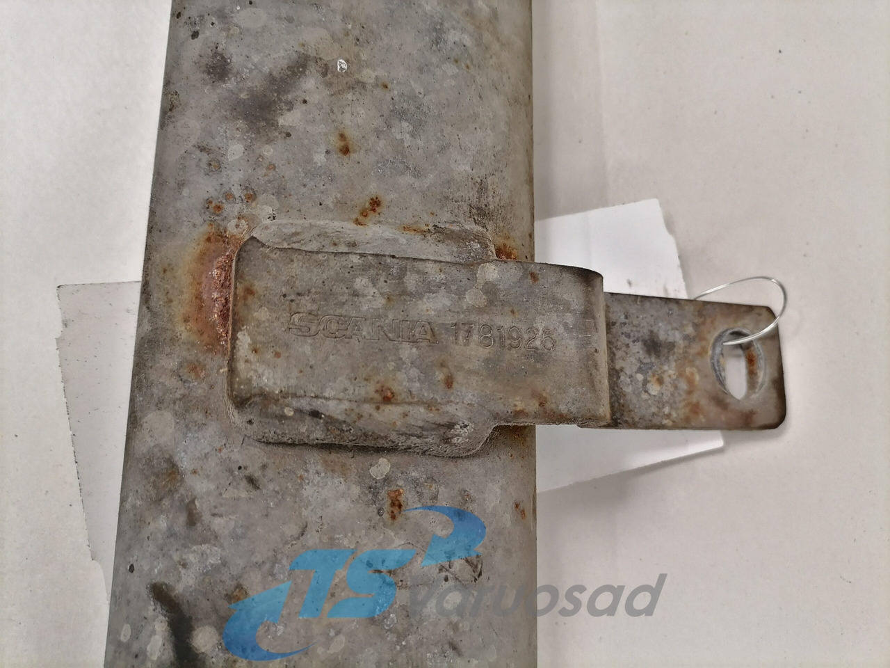 Scania Jahutusvedeliku toru, retarder 1781926 - Cooling system for Truck: picture 4 Scania Jahutusvedeliku toru, retarder 1781926 - Cooling system for Truck: picture 4