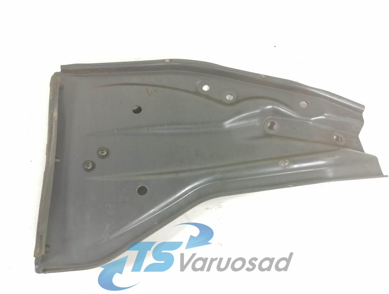 Scania Mudguard bracket 1743493 - Universal part for Truck: picture 3 Scania Mudguard bracket 1743493 - Universal part for Truck: picture 3