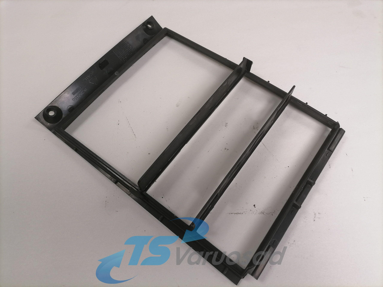 Scania Plastic cover 1425835 - Universal part for Truck: picture 2 Scania Plastic cover 1425835 - Universal part for Truck: picture 2