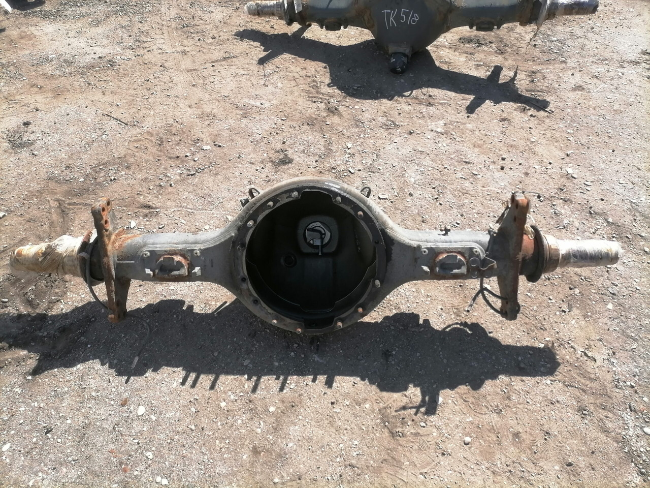 Scania Rear axel housing ADA1100 - Axle and parts for Truck: picture 2 Scania Rear axel housing ADA1100 - Axle and parts for Truck: picture 2