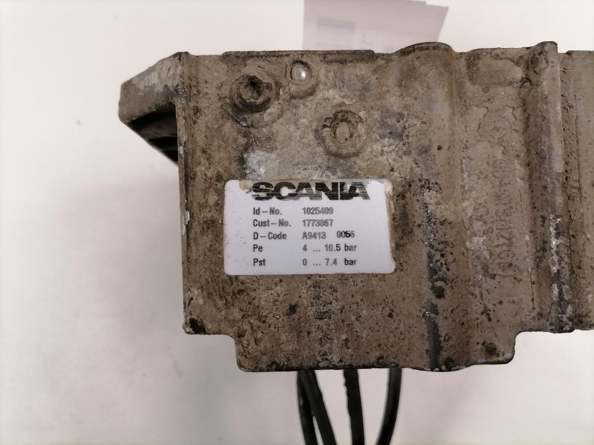 Scania Retarder control valve 1773867 - Brake parts for Truck: picture 2 Scania Retarder control valve 1773867 - Brake parts for Truck: picture 2