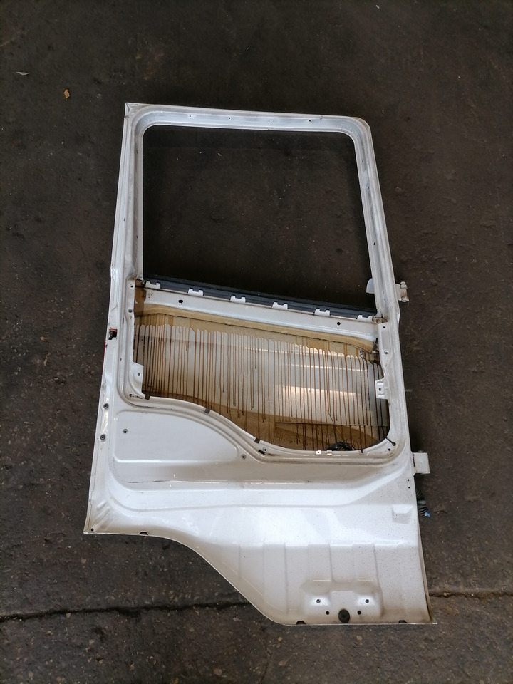 Scania Scania uks, vasak 1476534 - Door and parts for Truck: picture 3 Scania Scania uks, vasak 1476534 - Door and parts for Truck: picture 3
