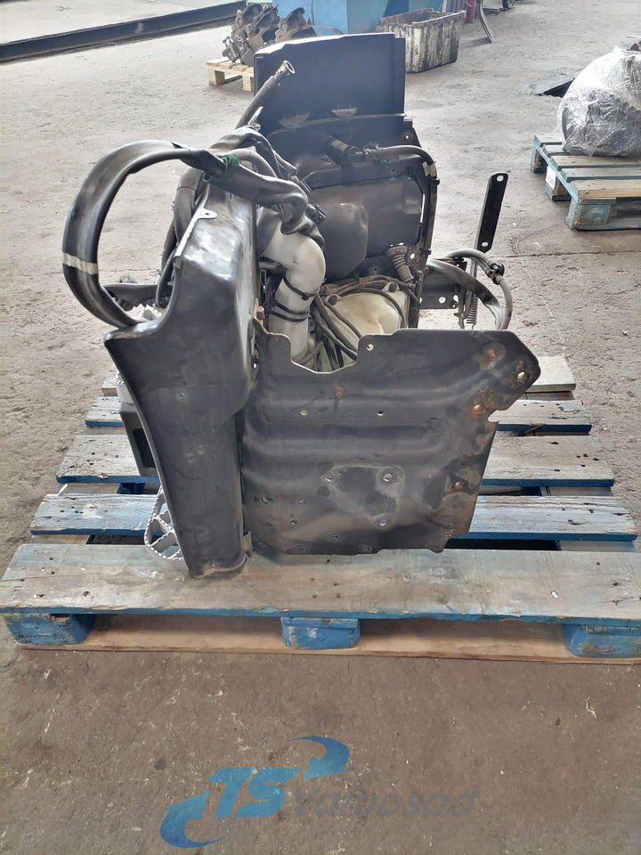 Scania Scania vasak esinurk 1854227 - Footstep for Truck: picture 4 Scania Scania vasak esinurk 1854227 - Footstep for Truck: picture 4