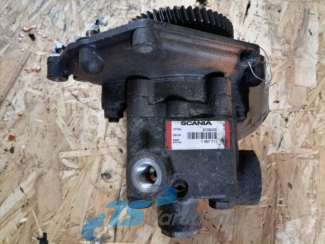 Scania Steering hydraulic pump 2108039 - Steering pump for Truck: picture 4 Scania Steering hydraulic pump 2108039 - Steering pump for Truck: picture 4