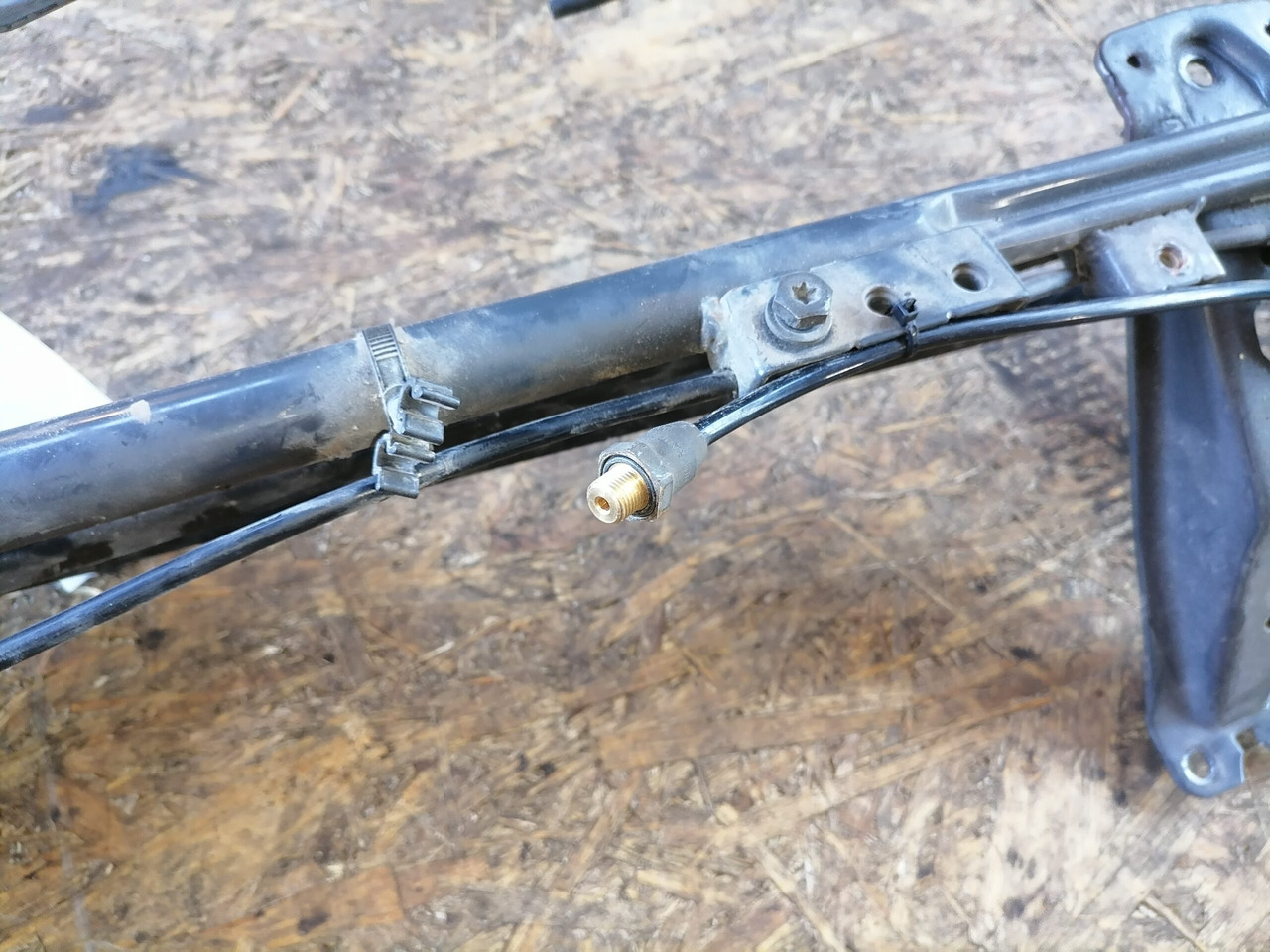 Scania Wiper frame 1765183 - Wiper for Truck: picture 3 Scania Wiper frame 1765183 - Wiper for Truck: picture 3