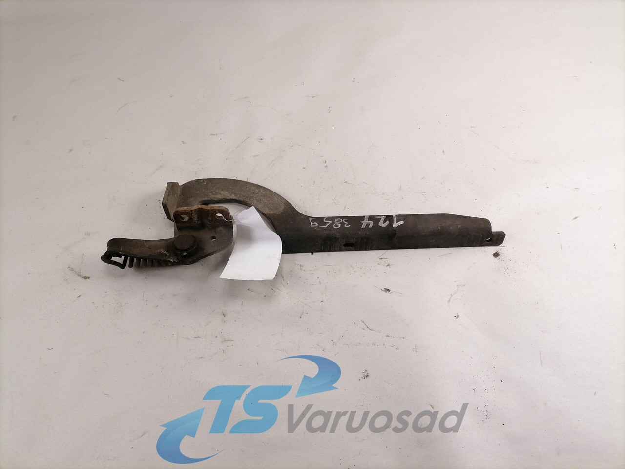 Scania lower grille carrier hinge 1381480 - Grill for Truck: picture 1 Scania lower grille carrier hinge 1381480 - Grill for Truck: picture 1