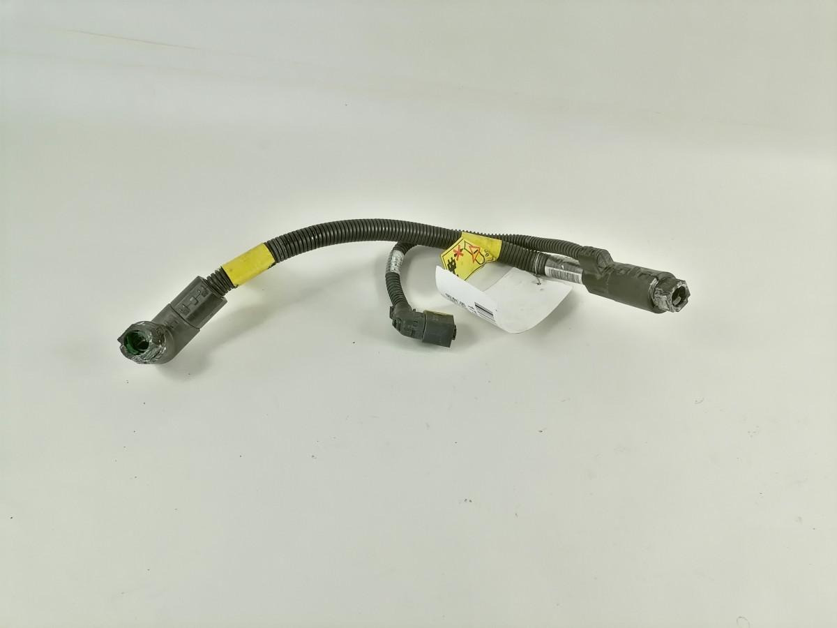 Volvo Adblue kaabel 22330355 - Fuel processing/ Fuel delivery for Truck: picture 2 Volvo Adblue kaabel 22330355 - Fuel processing/ Fuel delivery for Truck: picture 2