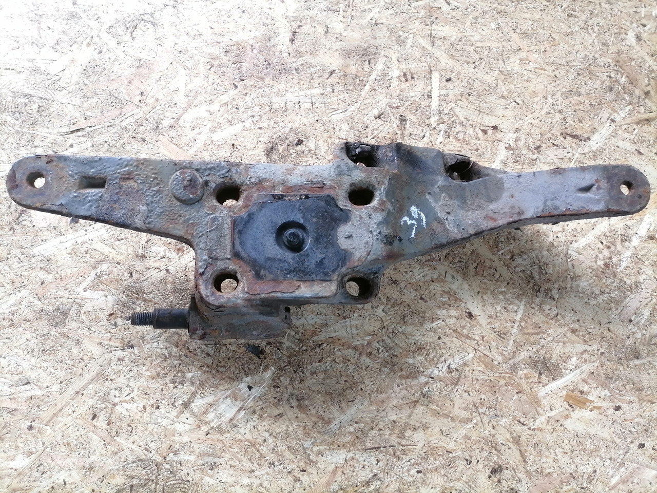 Volvo Air suspension bracket 20428752 - Axle and parts for Truck: picture 3 Volvo Air suspension bracket 20428752 - Axle and parts for Truck: picture 3