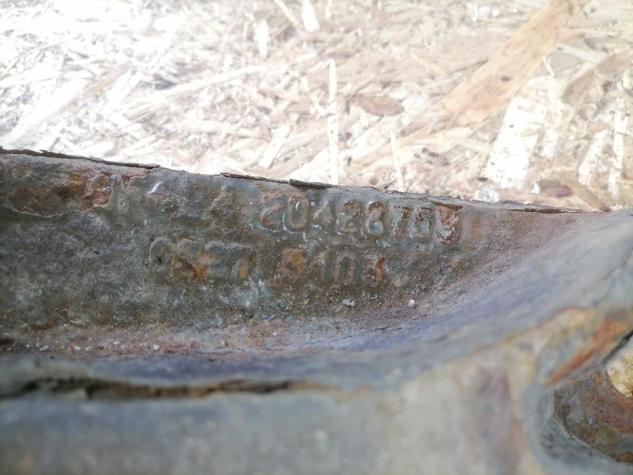 Volvo Air suspension bracket 20428753 - Axle and parts for Truck: picture 3 Volvo Air suspension bracket 20428753 - Axle and parts for Truck: picture 3