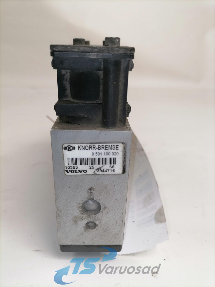 Volvo Air suspension control valve, ECAS 3944716 - Brake valve for Truck: picture 5 Volvo Air suspension control valve, ECAS 3944716 - Brake valve for Truck: picture 5