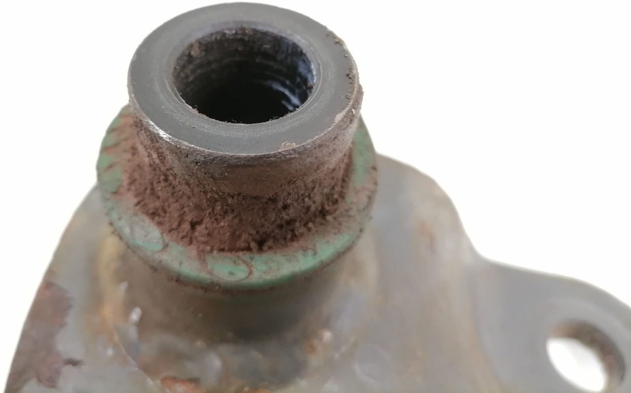 Volvo Bracket 1075787 - Frame/ Chassis for Truck: picture 3 Volvo Bracket 1075787 - Frame/ Chassis for Truck: picture 3