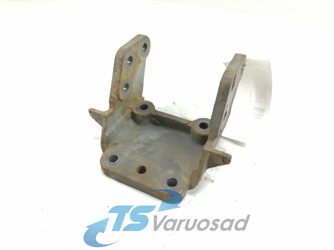 Volvo Bracket 20585196 - Frame/ Chassis for Truck: picture 1 Volvo Bracket 20585196 - Frame/ Chassis for Truck: picture 1