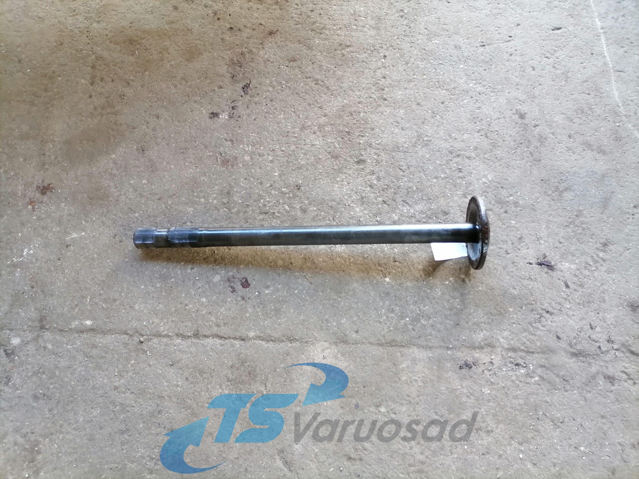 Volvo Drive shaft 20836831 - Drive shaft for Truck: picture 1 Volvo Drive shaft 20836831 - Drive shaft for Truck: picture 1