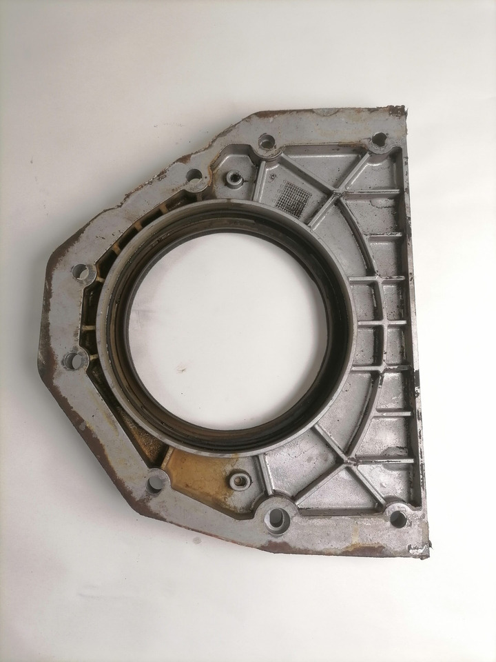 Volvo Engine front cover 20777236 - Engine and parts for Truck: picture 3 Volvo Engine front cover 20777236 - Engine and parts for Truck: picture 3